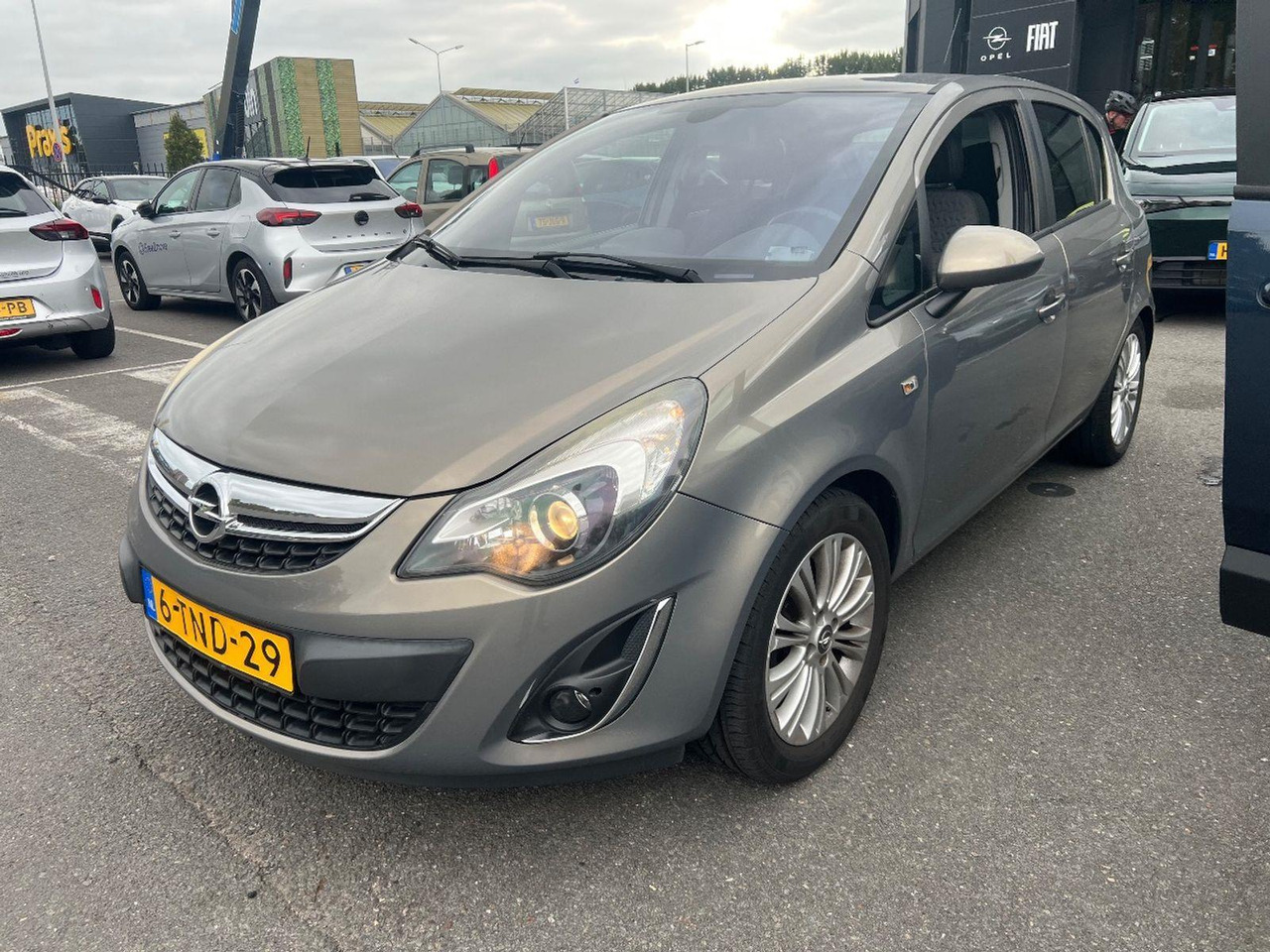 Opel Corsa 1.2 - 16V Cosmo | 2014 | 73.562 km | Automaat | 6TND29 | NAP: Logisch - Хэтчбек: фото 1 Opel Corsa 1.2 - 16V Cosmo | 2014 | 73.562 km | Automaat | 6TND29 | NAP: Logisch - Хэтчбек: фото 1