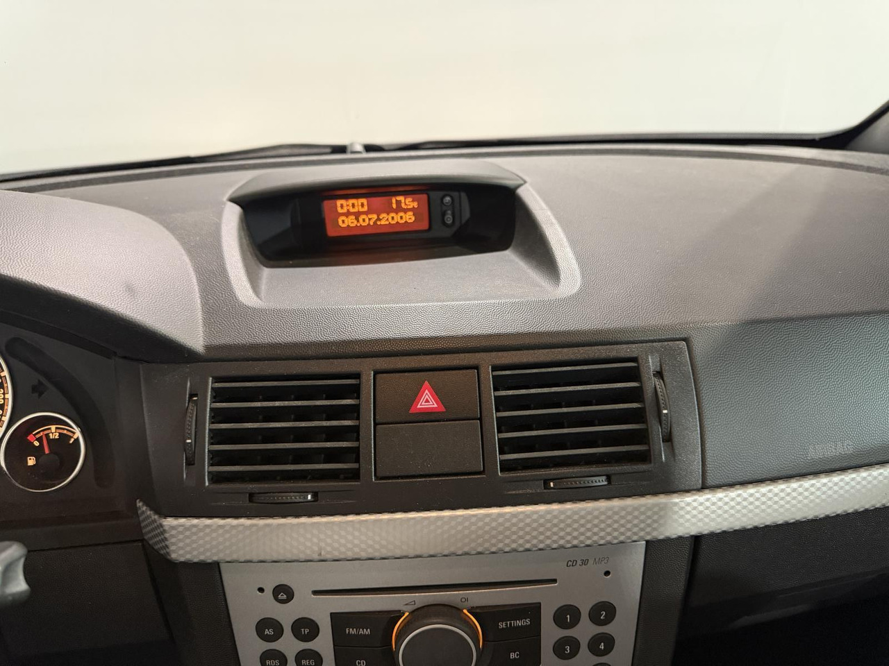 Opel | Meriva | 1.6-16V Cosmo Automaat | 2006 | 191.090 km | 24TKBF | Logisch - Легковой автомобиль: фото 4 Opel | Meriva | 1.6-16V Cosmo Automaat | 2006 | 191.090 km | 24TKBF | Logisch - Легковой автомобиль: фото 4