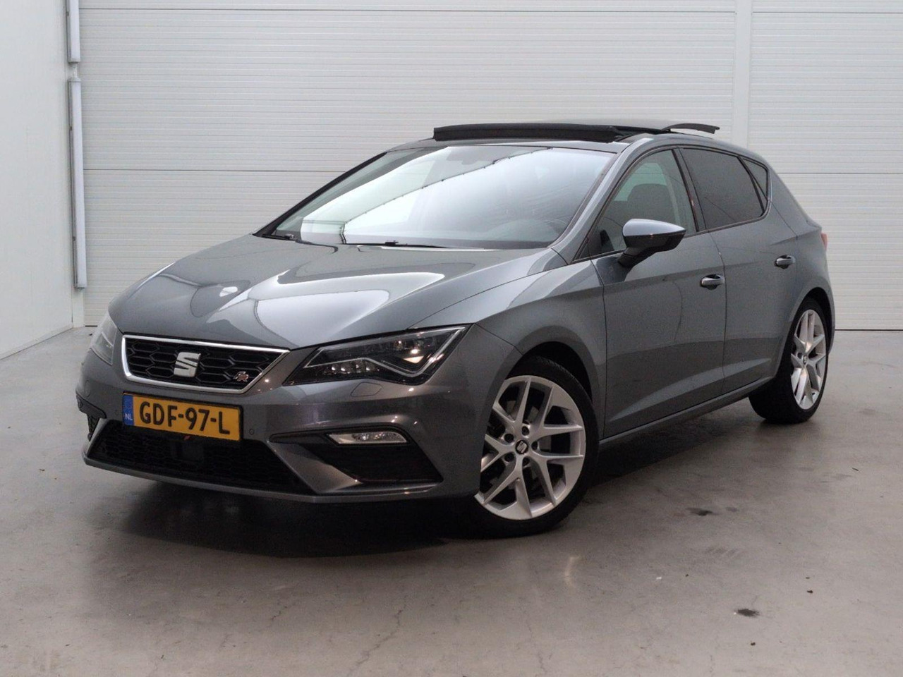 SEAT Leon 1.8 TSI FR Business Intense | 2018 | 158.529 km | Automaat | GDF97L | NAP: Geen oordeel - Хэтчбек: фото 1 SEAT Leon 1.8 TSI FR Business Intense | 2018 | 158.529 km | Automaat | GDF97L | NAP: Geen oordeel - Хэтчбек: фото 1