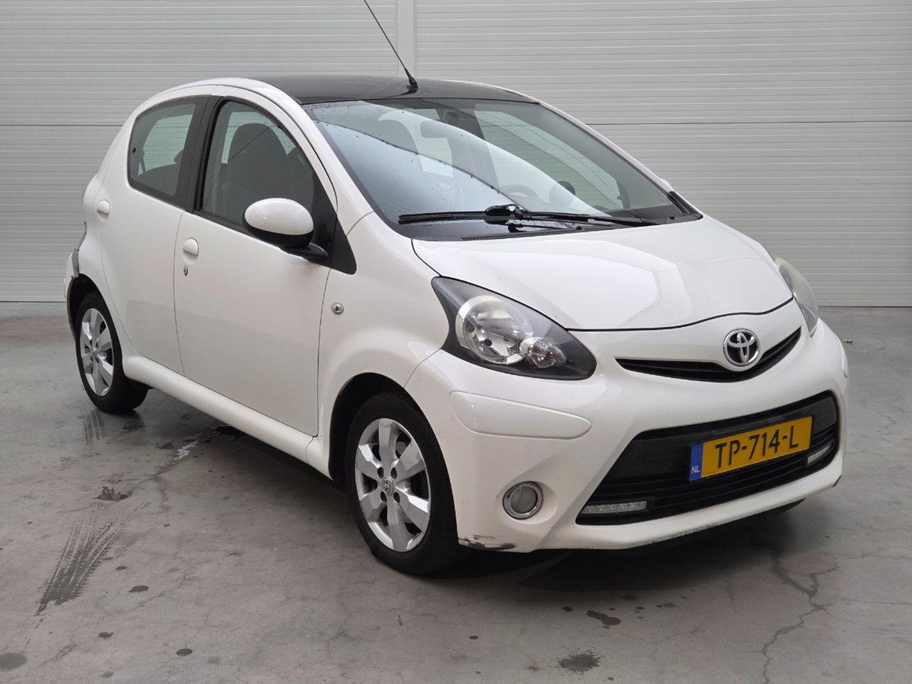 Toyota Aygo 1.0 VVT - i Now | 2014 | 131.940 km | TP714L | NAP: Geen oordeel - Хэтчбек: фото 2 Toyota Aygo 1.0 VVT - i Now | 2014 | 131.940 km | TP714L | NAP: Geen oordeel - Хэтчбек: фото 2