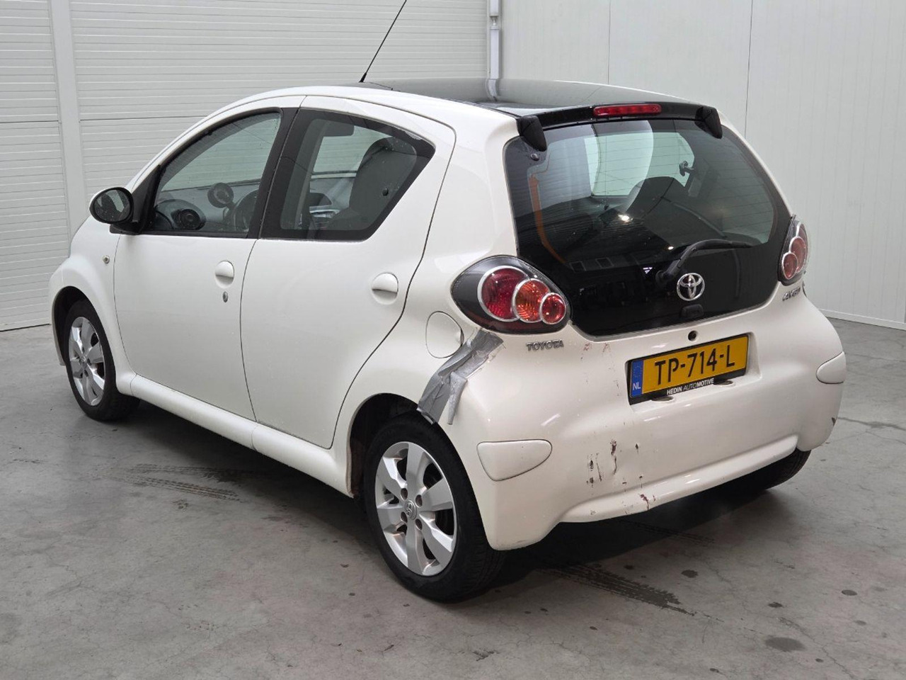 Toyota Aygo 1.0 VVT - i Now | 2014 | 131.940 km | TP714L | NAP: Geen oordeel - Хэтчбек: фото 3 Toyota Aygo 1.0 VVT - i Now | 2014 | 131.940 km | TP714L | NAP: Geen oordeel - Хэтчбек: фото 3