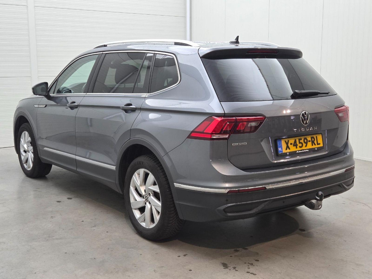 Volkswagen Tiguan Allspace 1.5 TSI R - Line 7p. | 2023 | 86.012 km | Automaat | X459RL | NAP: Geen oordeel - Внедорожник: фото 3 Volkswagen Tiguan Allspace 1.5 TSI R - Line 7p. | 2023 | 86.012 km | Automaat | X459RL | NAP: Geen oordeel - Внедорожник: фото 3