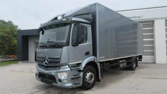 Mercedes-Benz Axor 1827L Koffer LBW - Грузовик с закрытым кузовом: фото 1 Mercedes-Benz Axor 1827L Koffer LBW - Грузовик с закрытым кузовом: фото 1