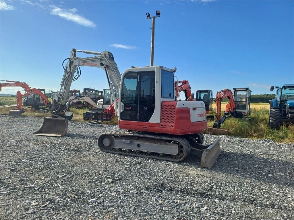 Takeuchi Tb175 Engconilla - Мини-экскаватор: фото 3 Takeuchi Tb175 Engconilla - Мини-экскаватор: фото 3
