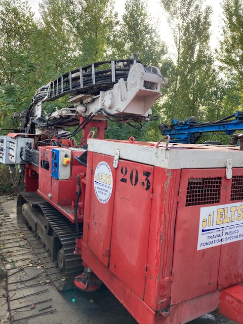 FOREUSE MICRO PIEUX - Буровая машина: фото 1 FOREUSE MICRO PIEUX - Буровая машина: фото 1