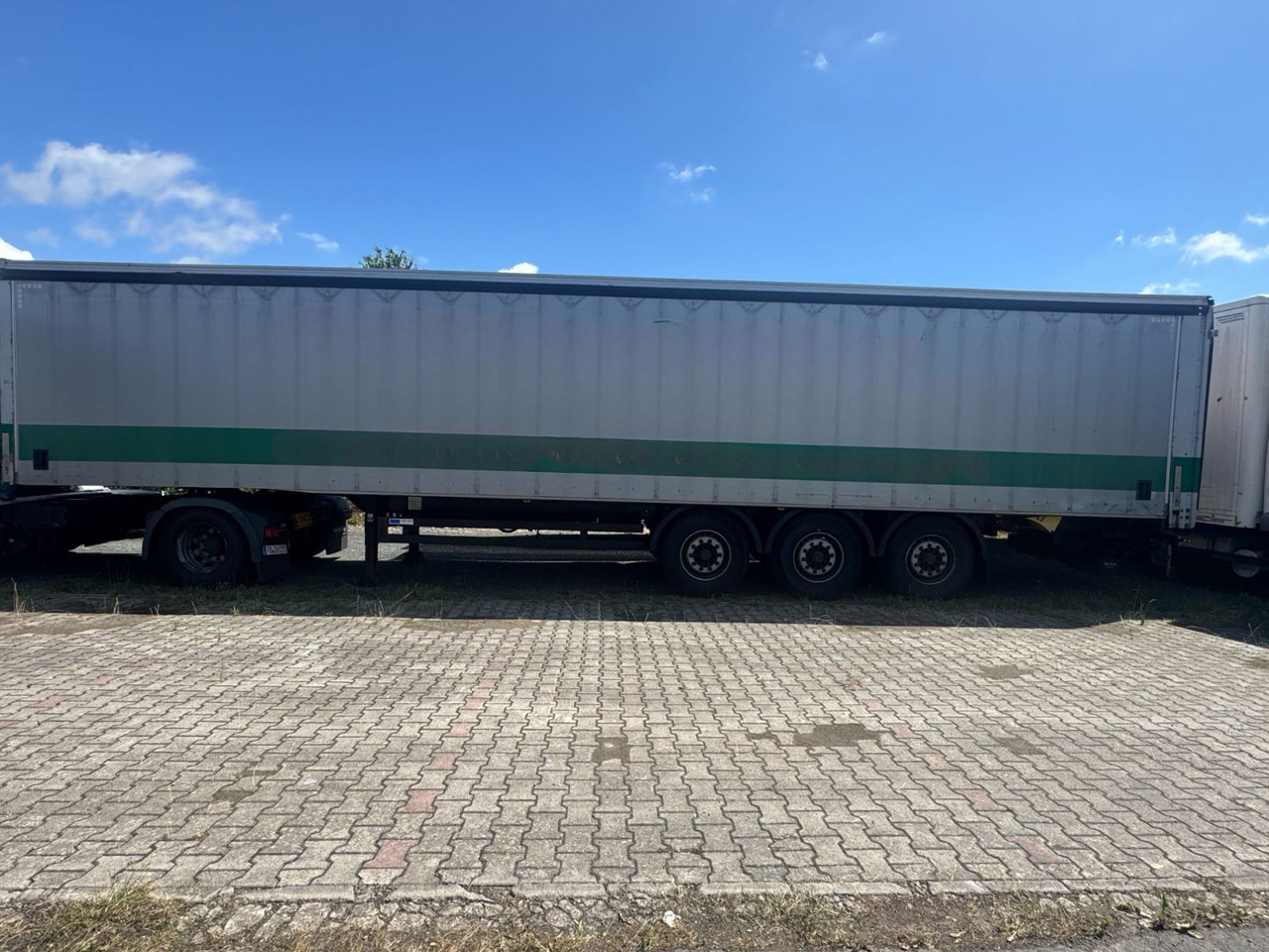 Kögel LBW/SafeServer/Lift/GT-Zertifikat - Тентованный полуприцеп: фото 2 Kögel LBW/SafeServer/Lift/GT-Zertifikat - Тентованный полуприцеп: фото 2