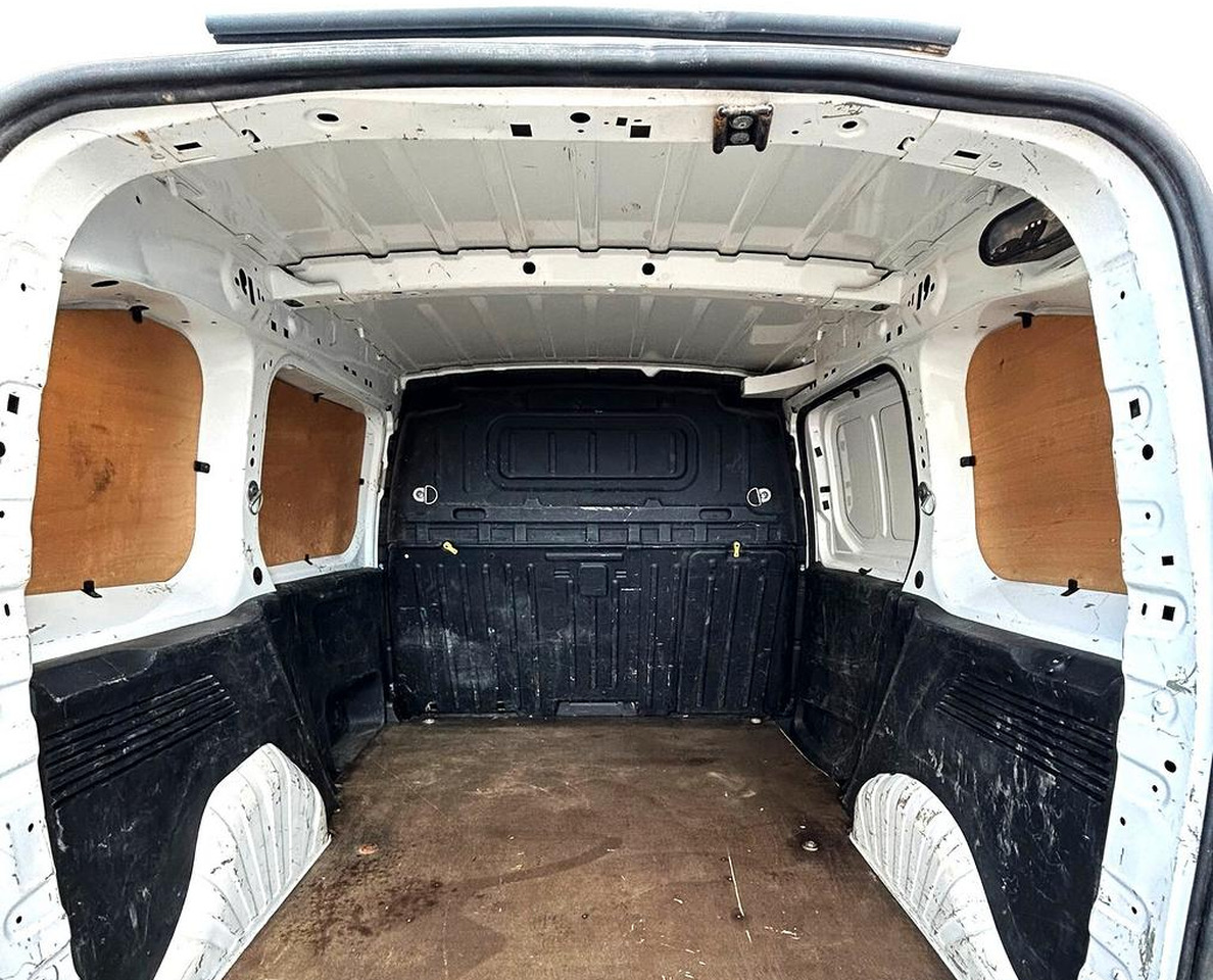 Легковой фургон Citroen Berlingo 1.6 hdi 100 cv: фото 15
