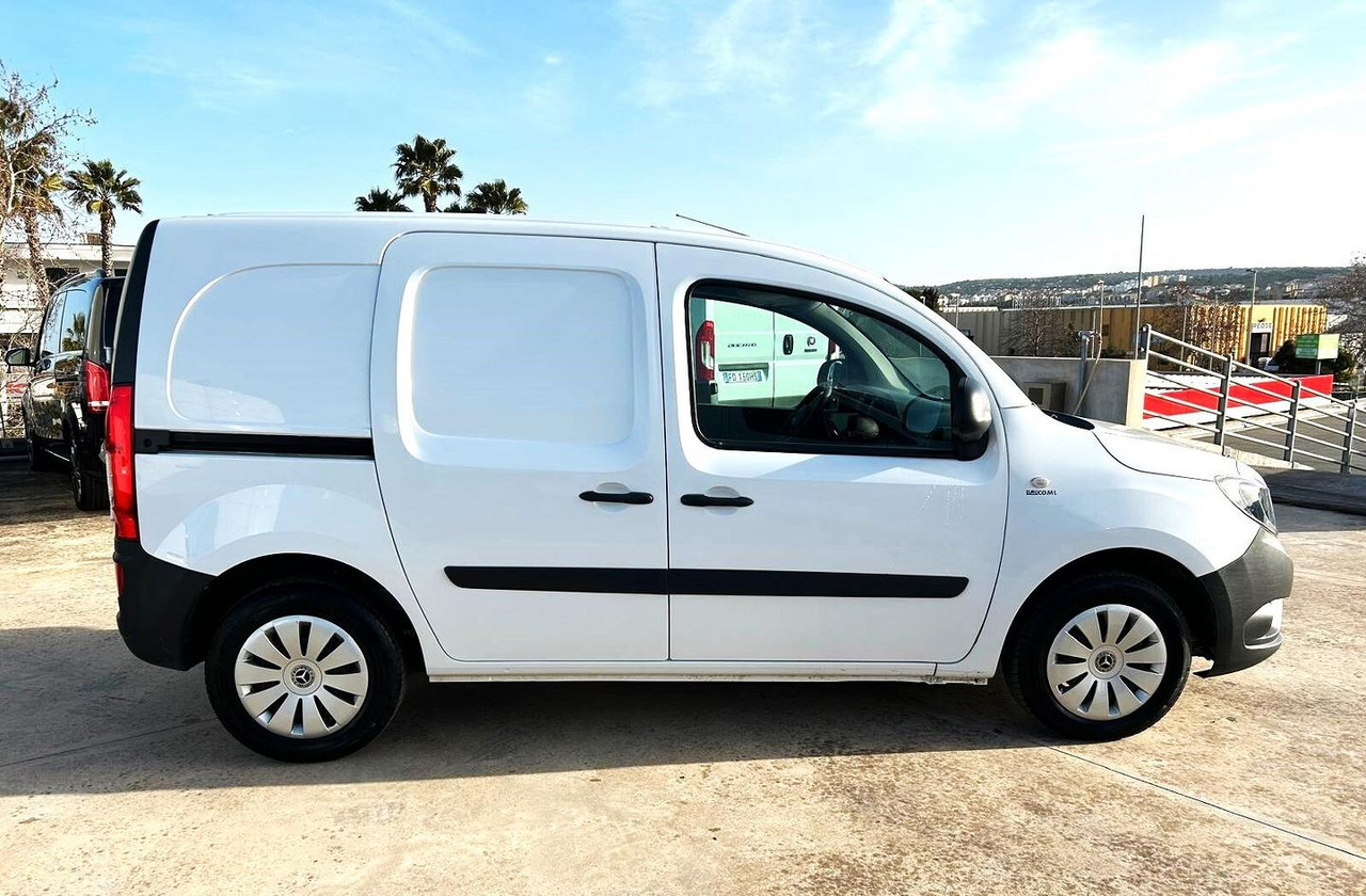 Mercedes Benz Citan 111 cdi Long 3 posti - Легковой фургон: фото 3 Mercedes Benz Citan 111 cdi Long 3 posti - Легковой фургон: фото 3
