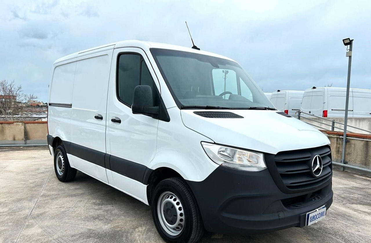 Mercedes Sprinter 311 F 32/35 - Цельнометаллический фургон: фото 3 Mercedes Sprinter 311 F 32/35 - Цельнометаллический фургон: фото 3