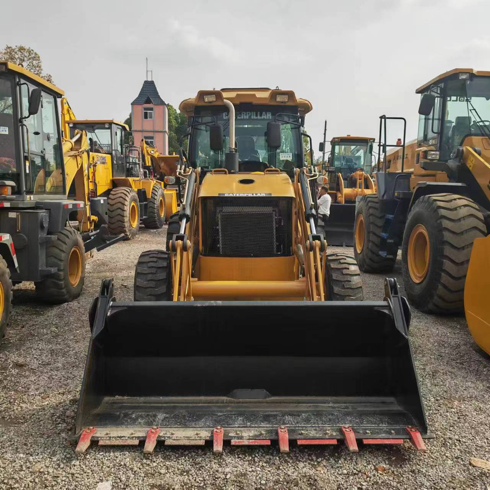 Новый Экскаватор-погрузчик CATERPILLAR 420F: фото 9 Новый Экскаватор-погрузчик CATERPILLAR 420F: фото 9