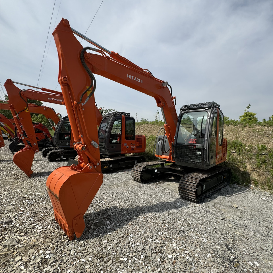 HITACHI ZX80 - Мини-экскаватор: фото 1 HITACHI ZX80 - Мини-экскаватор: фото 1