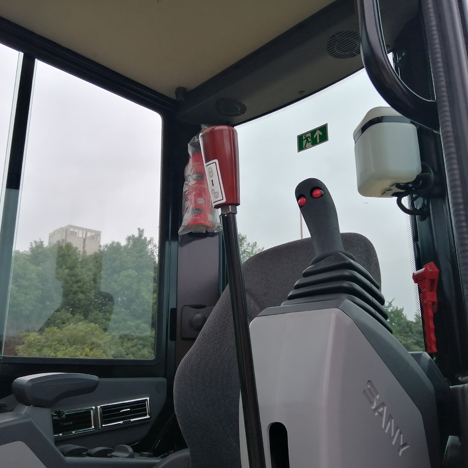 Новый Мини-экскаватор SANY SY26U: фото 6 Новый Мини-экскаватор SANY SY26U: фото 6