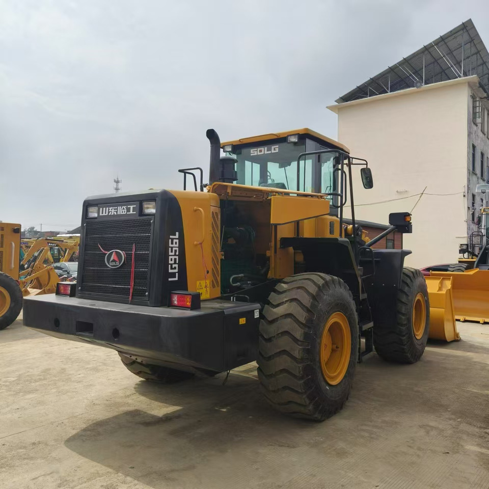 SDLG L956F - Колёсный погрузчик: фото 3 SDLG L956F - Колёсный погрузчик: фото 3