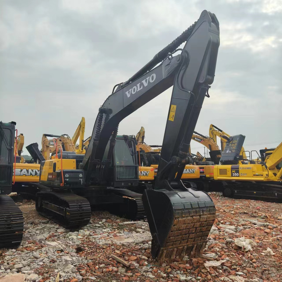 VOLVO EC210 - Гусеничный экскаватор: фото 1 VOLVO EC210 - Гусеничный экскаватор: фото 1