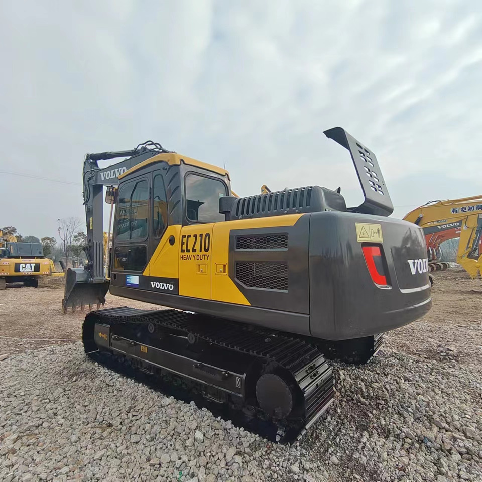 VOLVO EC210 - Гусеничный экскаватор: фото 3 VOLVO EC210 - Гусеничный экскаватор: фото 3