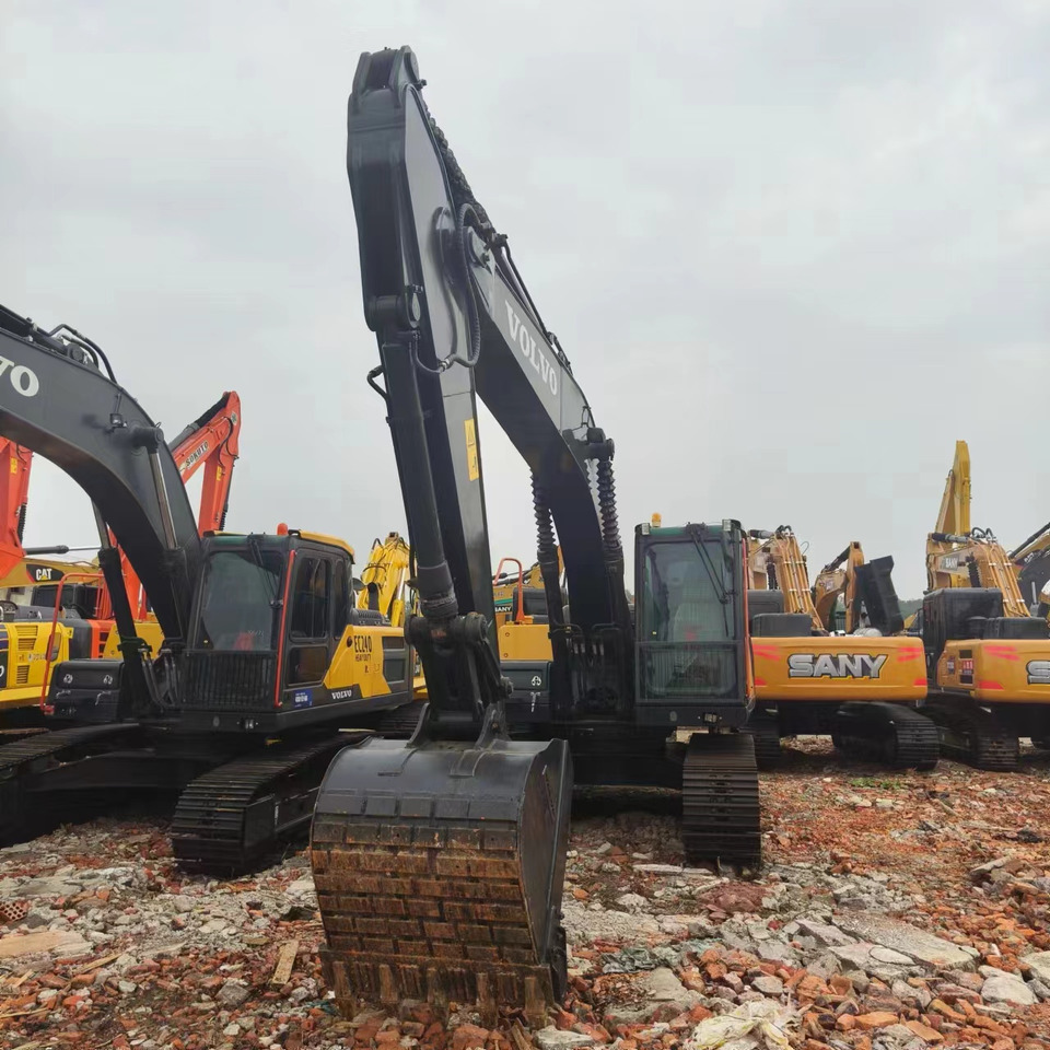 VOLVO EC210 - Гусеничный экскаватор: фото 3 VOLVO EC210 - Гусеничный экскаватор: фото 3