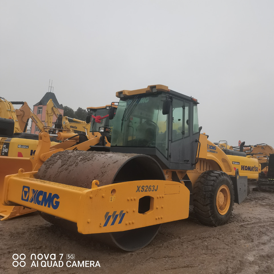 XCMG XS263J - Дорожный каток: фото 4 XCMG XS263J - Дорожный каток: фото 4