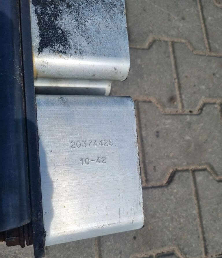 BELKA RAMY MOCOWANIE ZACZEPU HAKA RENAULT PREMIUM MAGNUM KERAX LANDER DXI GAMA T C K VOLVO FH Renault 12 - Подвеска для Грузовиков: фото 3 BELKA RAMY MOCOWANIE ZACZEPU HAKA RENAULT PREMIUM MAGNUM KERAX LANDER DXI GAMA T C K VOLVO FH Renault 12 - Подвеска для Грузовиков: фото 3