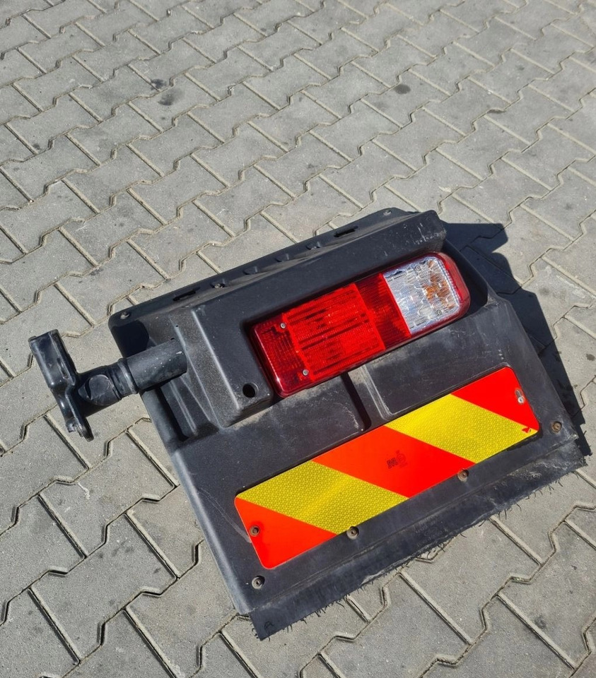 BŁOTNIK KOMPLETNY PRAWY TYŁ LAMPA CHLAPACZ MOCOWANIE FORD F-MAX CARGO - Крыло: фото 3 BŁOTNIK KOMPLETNY PRAWY TYŁ LAMPA CHLAPACZ MOCOWANIE FORD F-MAX CARGO - Крыло: фото 3