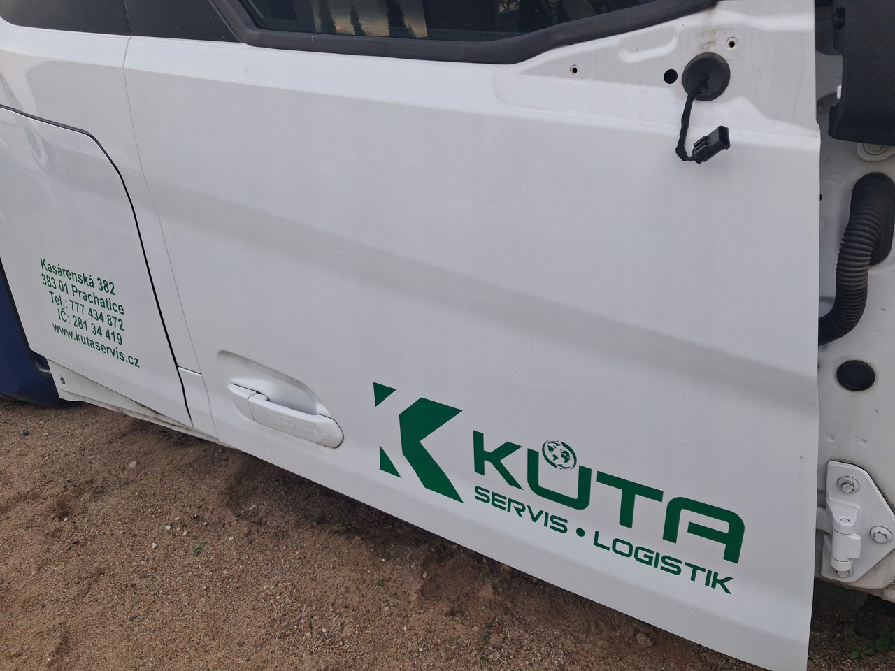 FORD KOMPLETNE PRAWE FORD F-MAX 500 TRUCKS EURO 6 - Дверь и запчасти для Грузовиков: фото 3 FORD KOMPLETNE PRAWE FORD F-MAX 500 TRUCKS EURO 6 - Дверь и запчасти для Грузовиков: фото 3