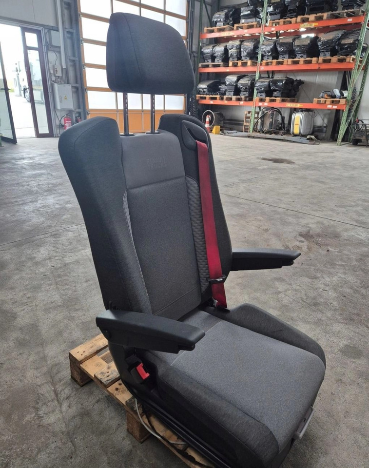 FOTEL PNEUMATYCZY SIEDZENIE KIEROWCY RENAULT RANGE GAMA T C K EVO LIFT - Сиденье: фото 3 FOTEL PNEUMATYCZY SIEDZENIE KIEROWCY RENAULT RANGE GAMA T C K EVO LIFT - Сиденье: фото 3