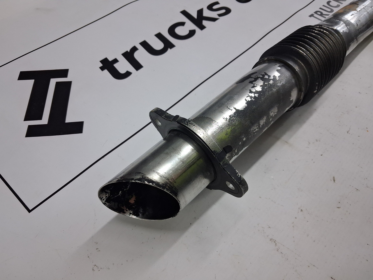 RENAULT RURA SPALIN EGR RENAULT GAMA T DTI 13 EVO TURBO COMPOUND ŚREDNIA KABINA - Двигатель и запчасти для Грузовиков: фото 4 RENAULT RURA SPALIN EGR RENAULT GAMA T DTI 13 EVO TURBO COMPOUND ŚREDNIA KABINA - Двигатель и запчасти для Грузовиков: фото 4