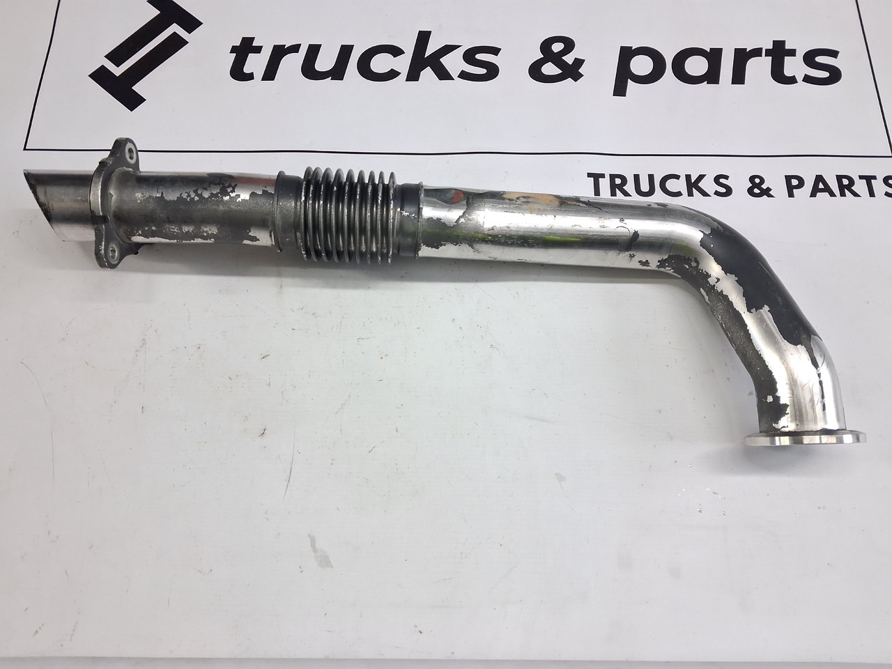 RENAULT RURA SPALIN EGR RENAULT GAMA T DTI 13 EVO TURBO COMPOUND ŚREDNIA KABINA - Двигатель и запчасти для Грузовиков: фото 2 RENAULT RURA SPALIN EGR RENAULT GAMA T DTI 13 EVO TURBO COMPOUND ŚREDNIA KABINA - Двигатель и запчасти для Грузовиков: фото 2