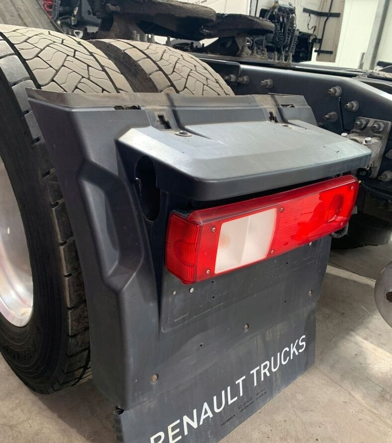 Renault BŁOTNIK LEWY TYŁ KOMPLETNY RENAULT GAMA T C RANGE - Крыло для Грузовиков: фото 3 Renault BŁOTNIK LEWY TYŁ KOMPLETNY RENAULT GAMA T C RANGE - Крыло для Грузовиков: фото 3