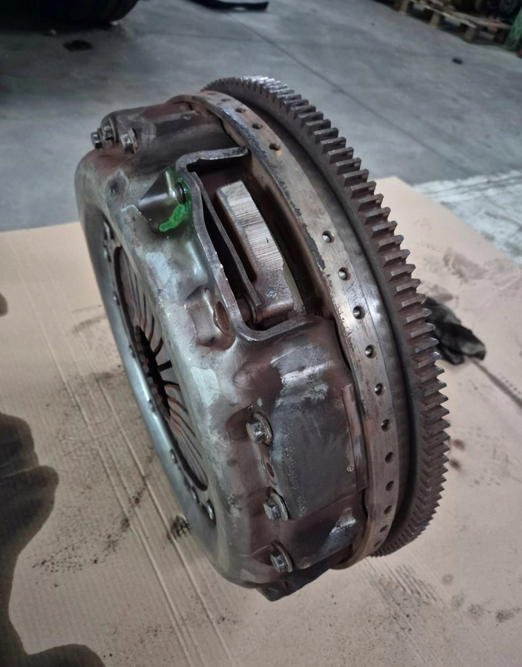 SPRZĘGŁO KOMPLETNE TARCZA DOCISK KOŁO FORD F-MAX TRUCKS 500 CARGO 3400 700 687 Numery katalogowe zamienników KAWE 7245101 - Сцепление и запчасти: фото 4 SPRZĘGŁO KOMPLETNE TARCZA DOCISK KOŁO FORD F-MAX TRUCKS 500 CARGO 3400 700 687 Numery katalogowe zamienników KAWE 7245101 - Сцепление и запчасти: фото 4