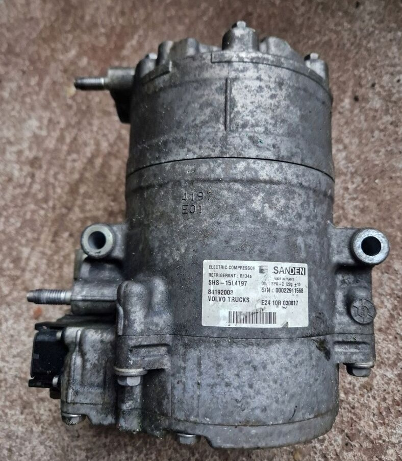 Sanden SPRĘŻARKA KOMPRESOR KLIMATYZACJI POSTOJOWEJ VOLVO FH 4 FM 4 84192003 - Компрессор кондиционера для Грузовиков: фото 2 Sanden SPRĘŻARKA KOMPRESOR KLIMATYZACJI POSTOJOWEJ VOLVO FH 4 FM 4 84192003 - Компрессор кондиционера для Грузовиков: фото 2