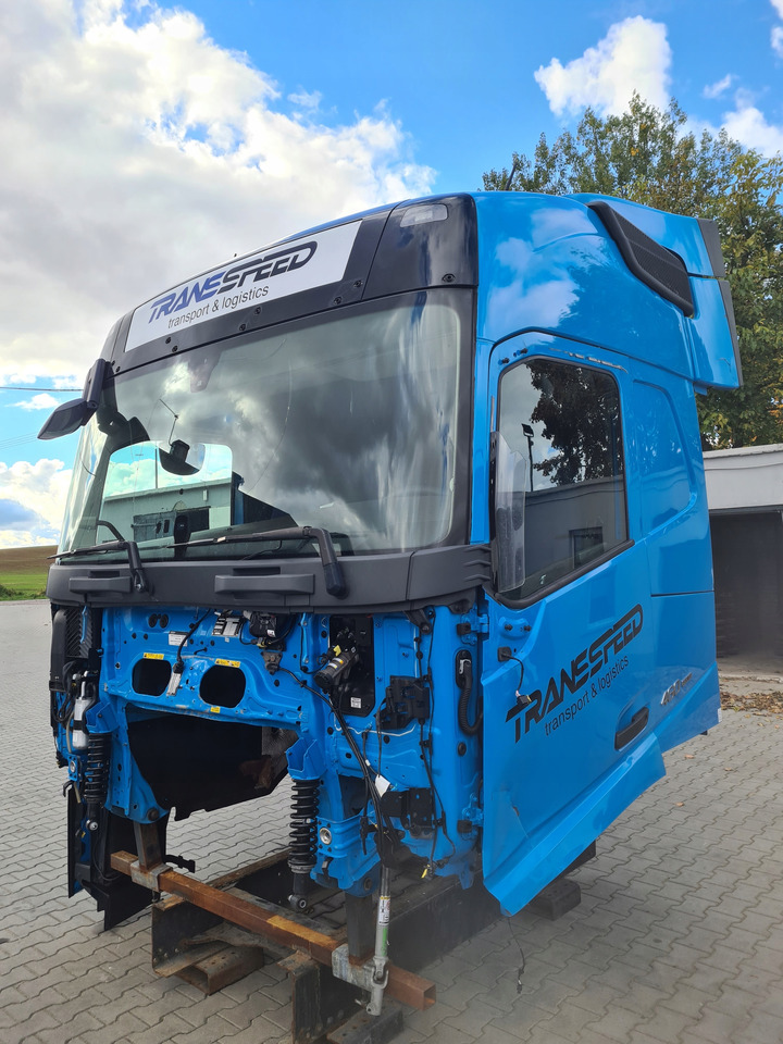 VOLVO KABINA KOMPLETNA VOLVO FH 5 EURO 6 I-SAVE GLOBETROTTER - Кабина для Тентованных грузовиков: фото 2 VOLVO KABINA KOMPLETNA VOLVO FH 5 EURO 6 I-SAVE GLOBETROTTER - Кабина для Тентованных грузовиков: фото 2