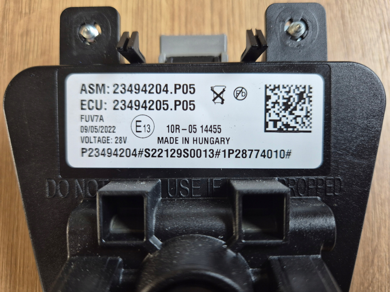 VOLVO KAMERA PASA RUCHU PRZEDNIA RADAR RENAULT GAMA T C K D VOLVO FH 4 FM 4 FH 5 - Сенсор для Грузовиков: фото 3 VOLVO KAMERA PASA RUCHU PRZEDNIA RADAR RENAULT GAMA T C K D VOLVO FH 4 FM 4 FH 5 - Сенсор для Грузовиков: фото 3