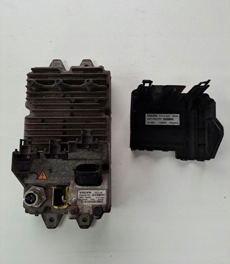 VOLVO STEROWNIK KLIMATYZACJI POSTOJOWEJ VOLVO FH 4 FM 4 22045539.P03 - Отопление/ Вентиляция для Грузовиков: фото 1 VOLVO STEROWNIK KLIMATYZACJI POSTOJOWEJ VOLVO FH 4 FM 4 22045539.P03 - Отопление/ Вентиляция для Грузовиков: фото 1