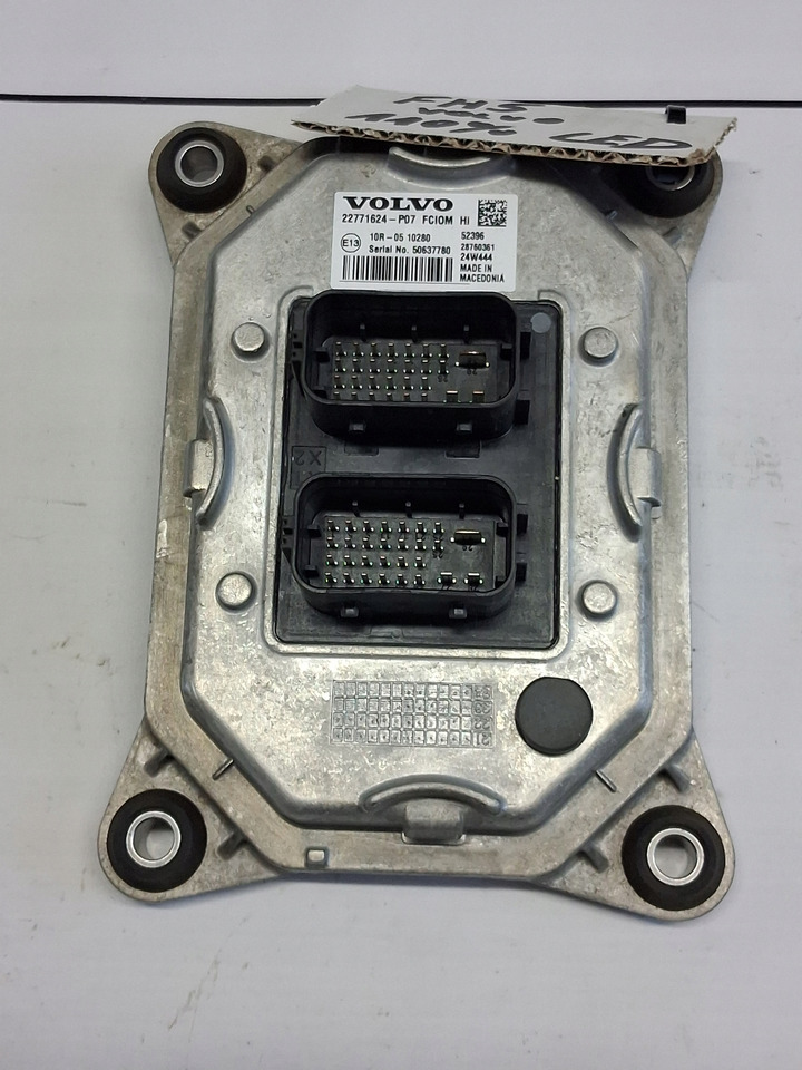 VOLVO STEROWNIK MODUŁ ŚWIATEŁ FCIOM VOLVO FH FM 5 22771624 P07 LED 22771625 P07 - Свет/ Освещение для Грузовиков: фото 2 VOLVO STEROWNIK MODUŁ ŚWIATEŁ FCIOM VOLVO FH FM 5 22771624 P07 LED 22771625 P07 - Свет/ Освещение для Грузовиков: фото 2