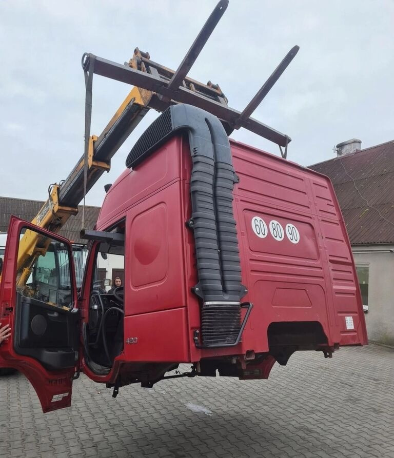 Volvo FM 9 13 LIFT EURO 5 AUTOMAT Volvo VOLVO FM 9 13 LIFT EURO 5 AUTOMAT - Кабина для Грузовиков: фото 4 Volvo FM 9 13 LIFT EURO 5 AUTOMAT Volvo VOLVO FM 9 13 LIFT EURO 5 AUTOMAT - Кабина для Грузовиков: фото 4