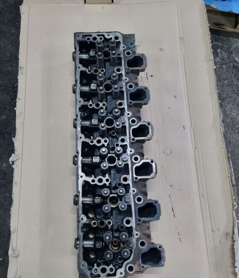 Volvo GŁOWICA SILNIKA FL FE D7E D7F RENAULT MIDLUM PREMIUM DXI 7 EURO Deutz Volvo - Головка блока для Грузовиков: фото 1 Volvo GŁOWICA SILNIKA FL FE D7E D7F RENAULT MIDLUM PREMIUM DXI 7 EURO Deutz Volvo - Головка блока для Грузовиков: фото 1