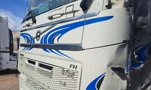 Volvo KOMPLETNA GÓRNA ATRAPA Volvo FH 4 - Капот для Грузовиков: фото 3 Volvo KOMPLETNA GÓRNA ATRAPA Volvo FH 4 - Капот для Грузовиков: фото 3