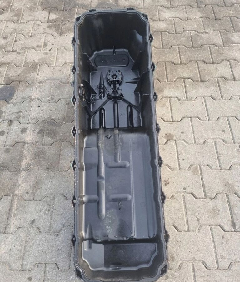 Volvo MISA SILNIKA FH FM 13 D13 - Масляный поддон для Грузовиков: фото 3 Volvo MISA SILNIKA FH FM 13 D13 - Масляный поддон для Грузовиков: фото 3