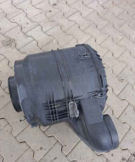 Volvo OBUDOWA FILTRA POWIETRZA VOLVO FH 5 EURO 6 - Воздушный фильтр для Грузовиков: фото 3 Volvo OBUDOWA FILTRA POWIETRZA VOLVO FH 5 EURO 6 - Воздушный фильтр для Грузовиков: фото 3