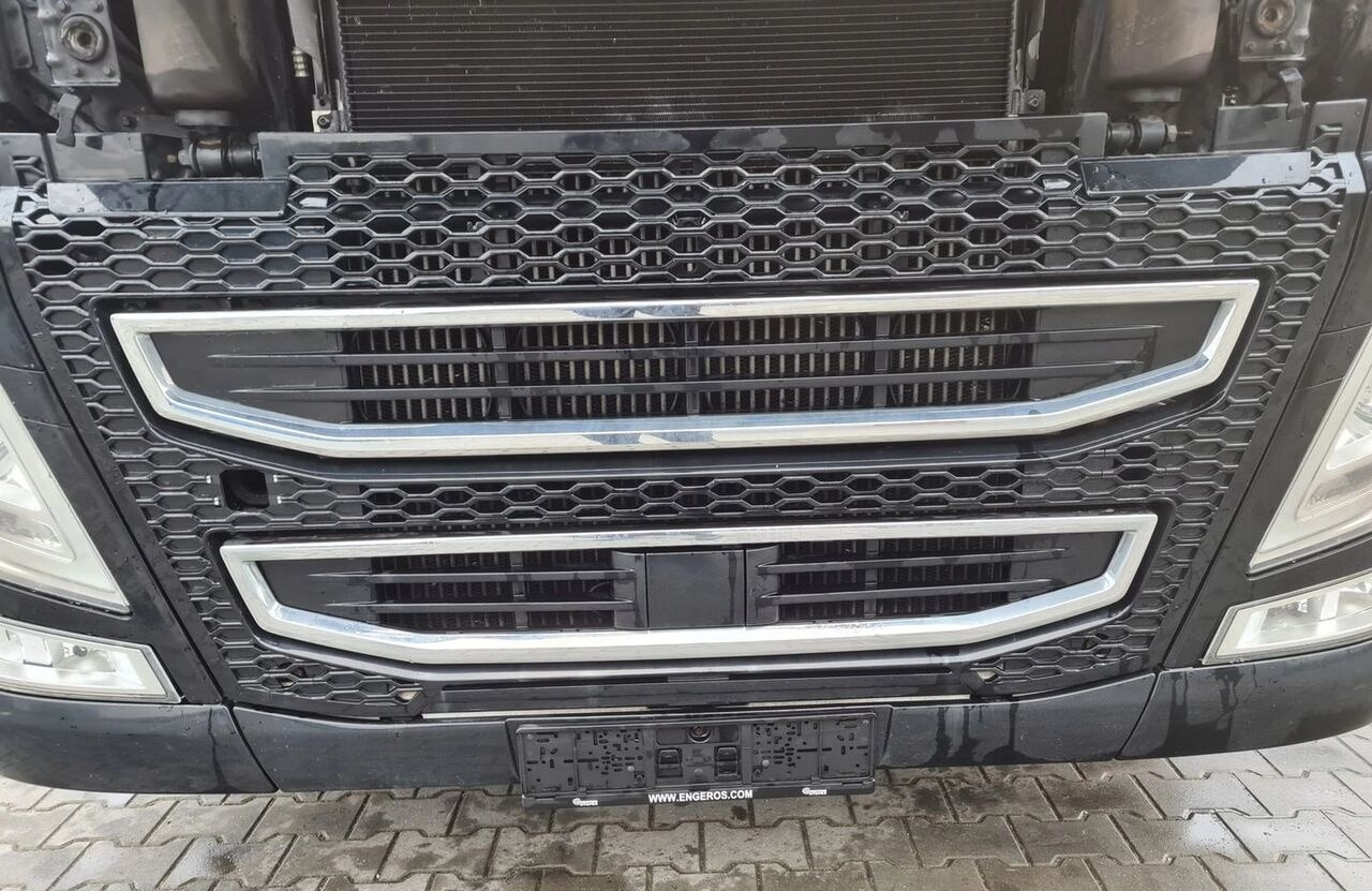 Volvo XENON ATRAPA GRILL FH 4 FH 16 EURO 6 Volvo XENON ATRAPA GRILL ZDERZAK VOLVO FH 4 FH 16 EURO 6 - Бампер для Грузовиков: фото 4 Volvo XENON ATRAPA GRILL FH 4 FH 16 EURO 6 Volvo XENON ATRAPA GRILL ZDERZAK VOLVO FH 4 FH 16 EURO 6 - Бампер для Грузовиков: фото 4