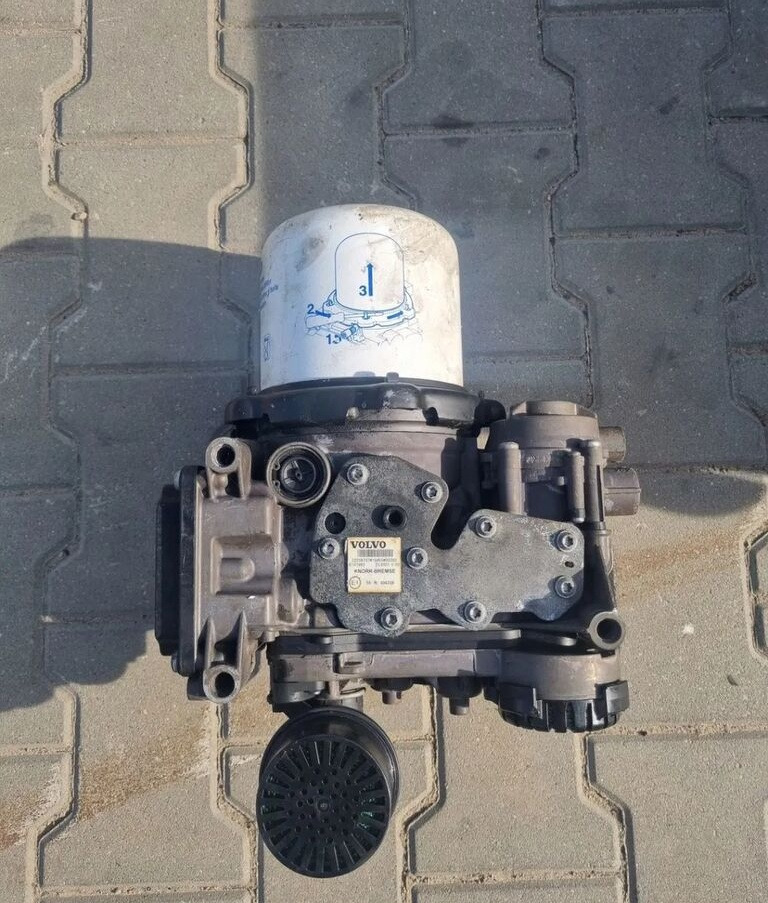 Volvo ZAWÓR APM FH 4 FMX 4 EURO 6 Volvo VOLVO FH 4 FMX 4 EURO 6 - Детали тормозной системы для Грузовиков: фото 2 Volvo ZAWÓR APM FH 4 FMX 4 EURO 6 Volvo VOLVO FH 4 FMX 4 EURO 6 - Детали тормозной системы для Грузовиков: фото 2