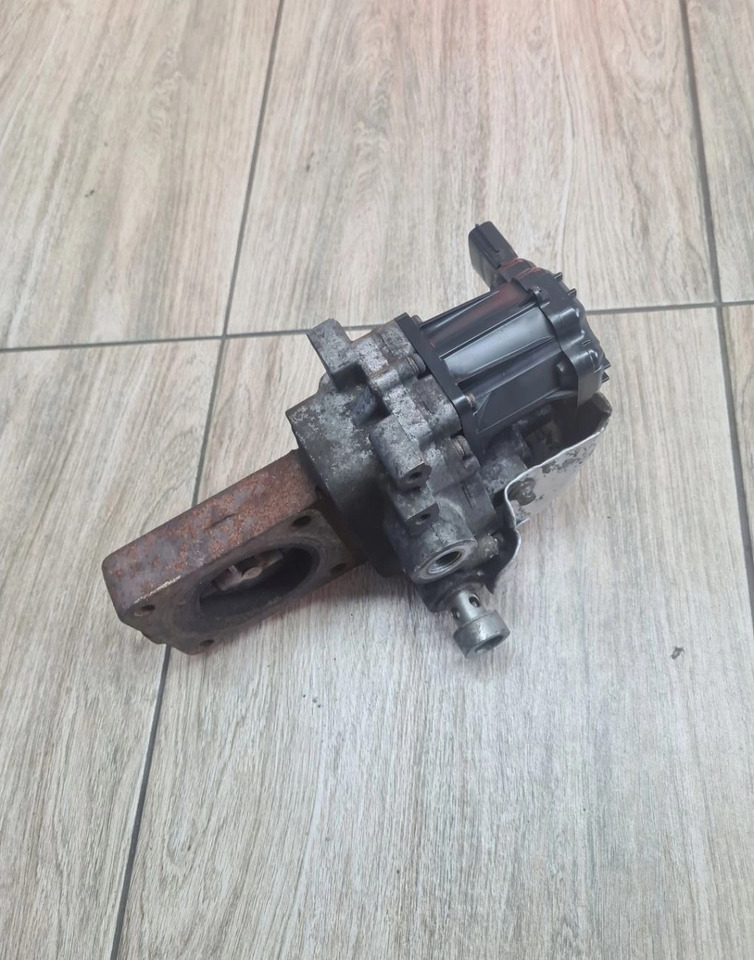 ZAWÓR HAMULEC GÓRSKI SPALIN EGR FORD F-MAX 500 TRUCKS EURO 6 GC46 9D475 AE - Двигатель и запчасти: фото 2 ZAWÓR HAMULEC GÓRSKI SPALIN EGR FORD F-MAX 500 TRUCKS EURO 6 GC46 9D475 AE - Двигатель и запчасти: фото 2