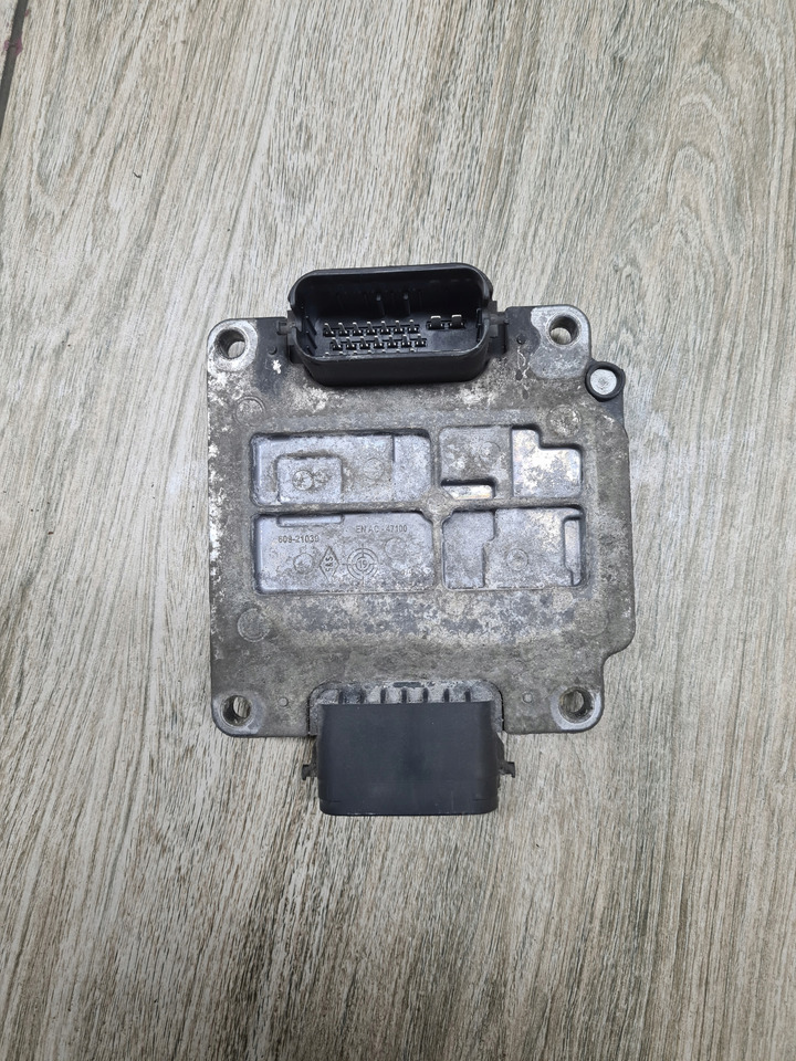 ZF STEROWNIK KOMPUTER RETARDERA INTARDERA SKRZYNI BIEGÓW TRAXON 6070010004 - Коробка передач и запчасти для Грузовиков: фото 2 ZF STEROWNIK KOMPUTER RETARDERA INTARDERA SKRZYNI BIEGÓW TRAXON 6070010004 - Коробка передач и запчасти для Грузовиков: фото 2