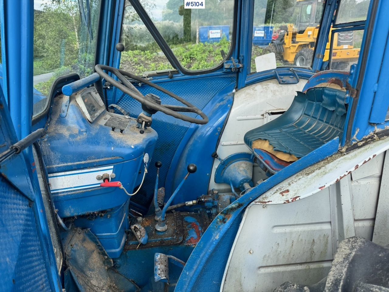 Трактор 1972 Ford 3000 4x2 w/ Front loader: фото 11