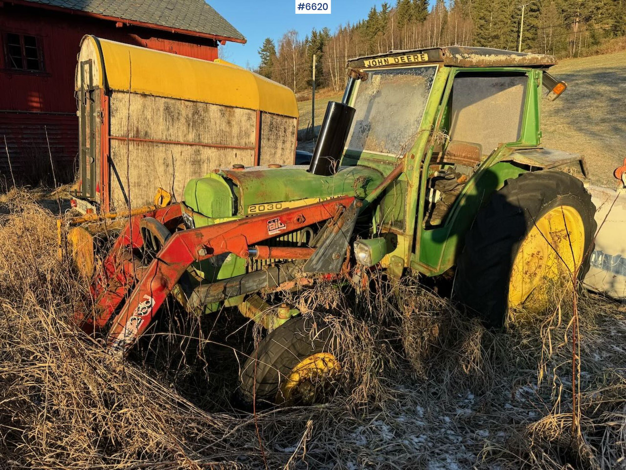 1977 John Deere 2030 w/ front loader. Repair object. - Трактор: фото 3 1977 John Deere 2030 w/ front loader. Repair object. - Трактор: фото 3