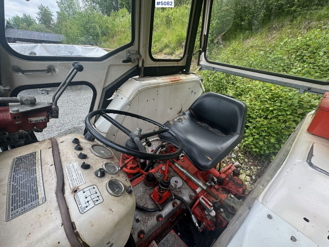 1980 David Brown 885 w/ front loader and bucket - Трактор: фото 4 1980 David Brown 885 w/ front loader and bucket - Трактор: фото 4