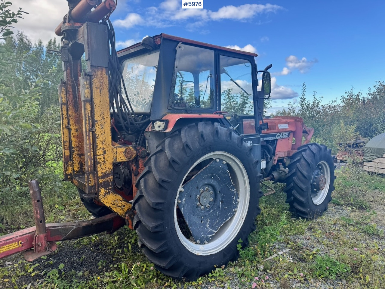 1985 Case International 685 with Log Trailer - Трактор: фото 3 1985 Case International 685 with Log Trailer - Трактор: фото 3