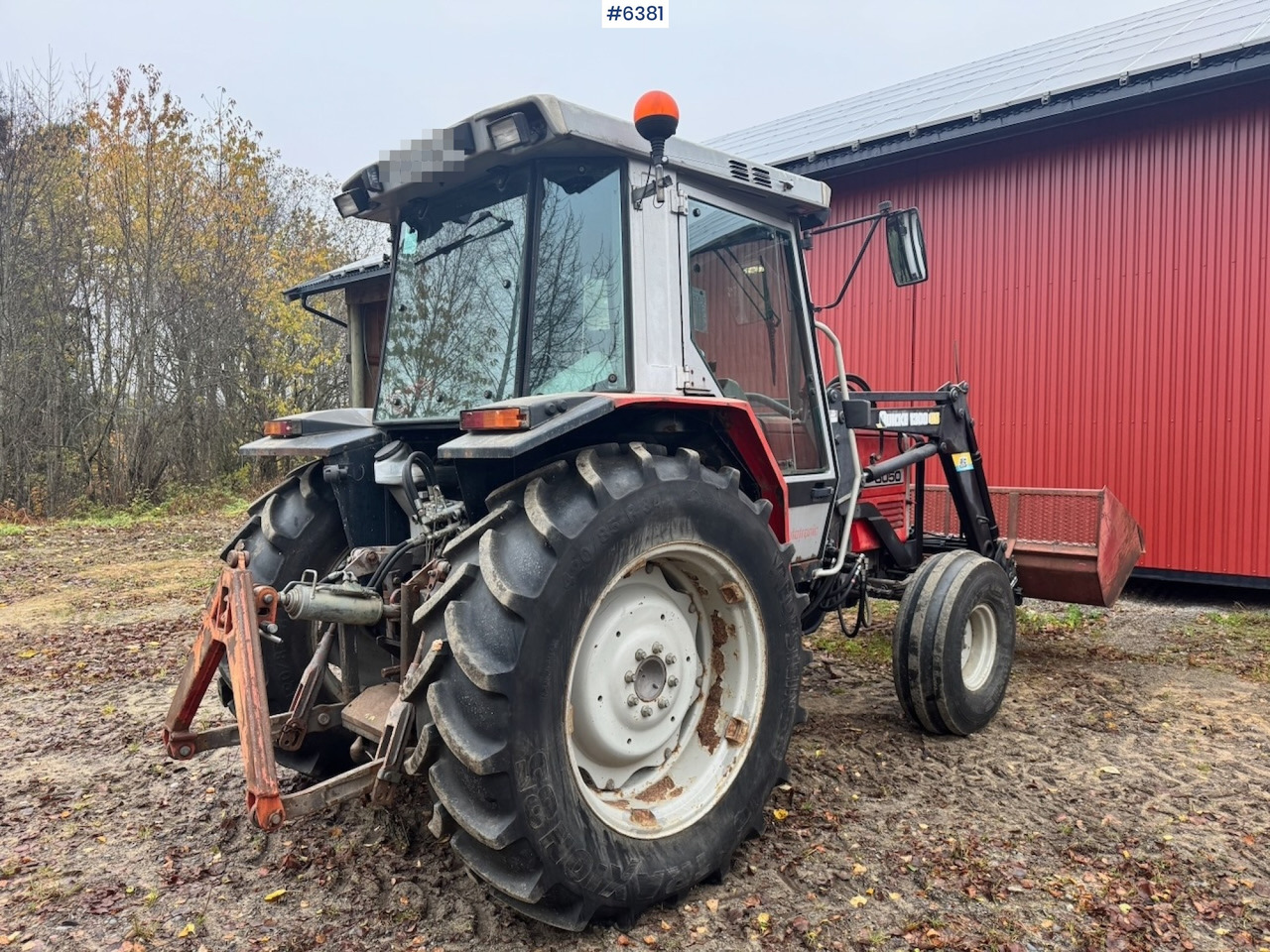 1987 Massey Ferguson 3050 w/ Front loader and twin wheels. - Трактор: фото 5 1987 Massey Ferguson 3050 w/ Front loader and twin wheels. - Трактор: фото 5