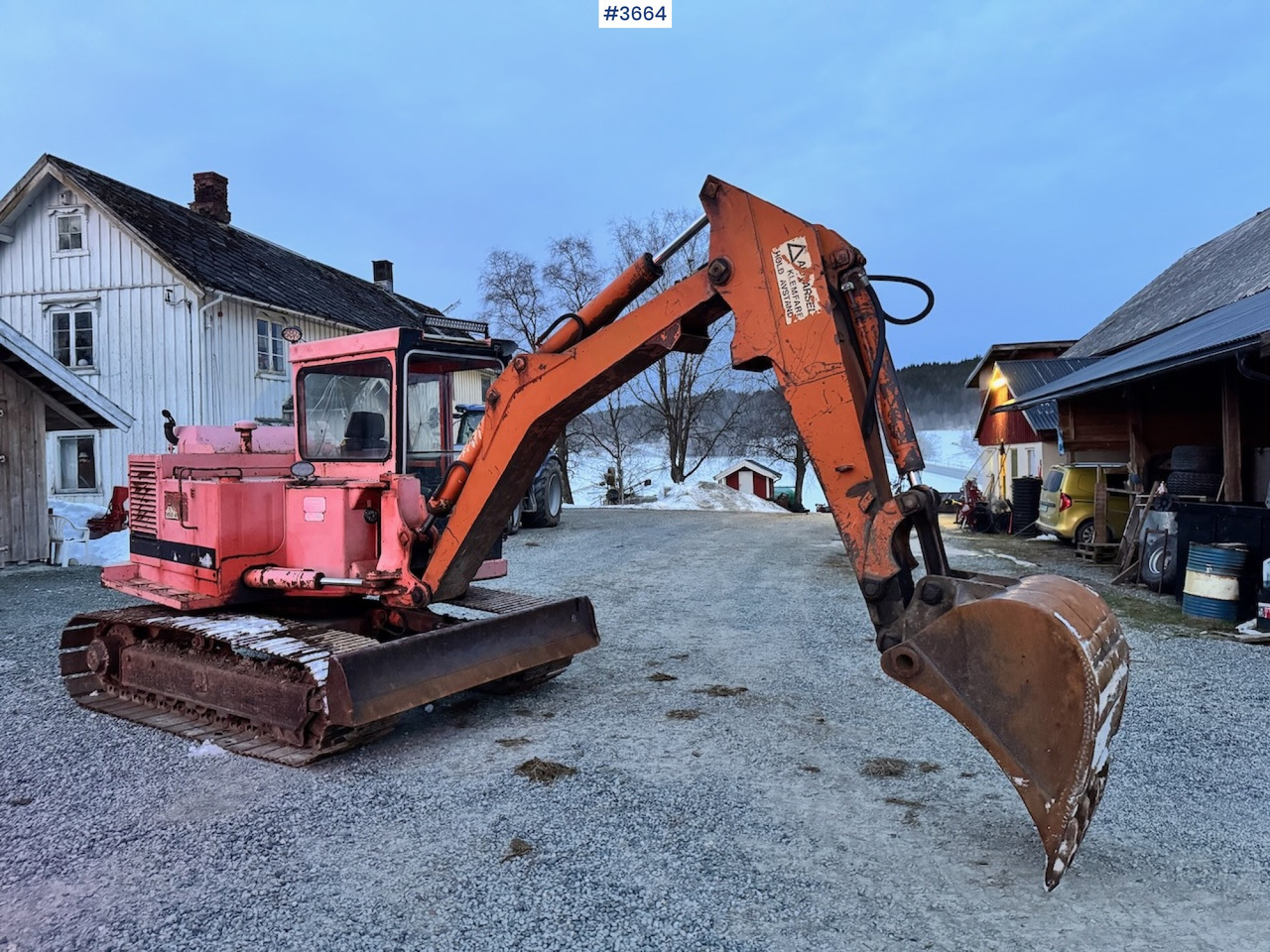 1987 Schaeff HR30 Tracked excavator with two buckets. - Экскаватор: фото 1 1987 Schaeff HR30 Tracked excavator with two buckets. - Экскаватор: фото 1