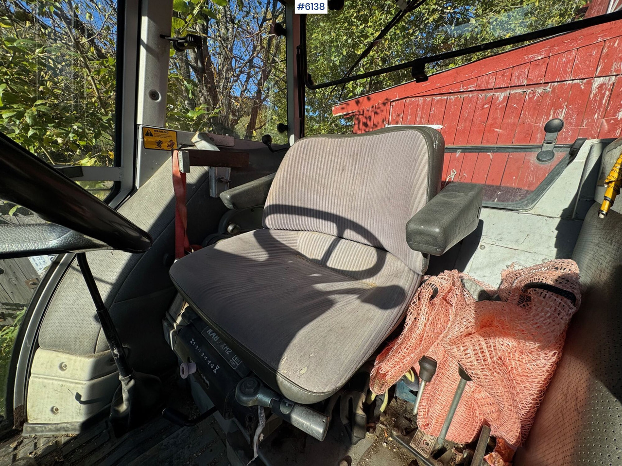 Трактор 1992 Massey Ferguson 372: фото 16